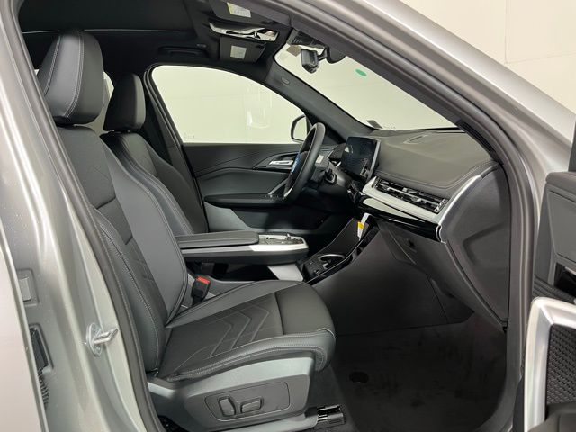 Used 2026 Silver BMW xDrive28i image 23