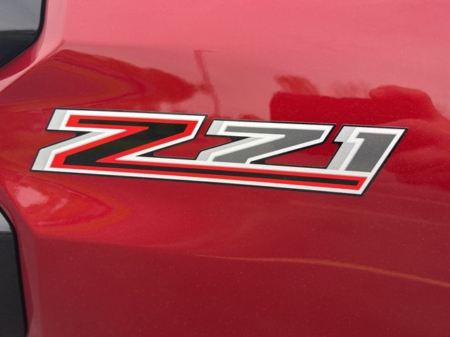 2025 Chevrolet Colorado Z71 photo