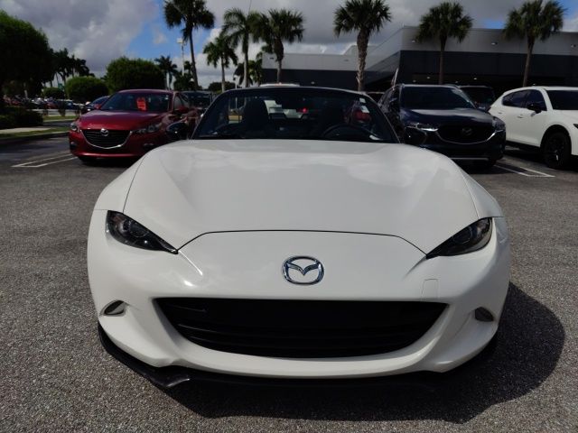 2021 Mazda MX-5 Miata Club 6