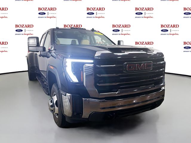 Onyx Black 2024 GMC Sierra 3500HD SLE Crew Cab 4WD Pickup Truck Four-Wheel Drive Automatic