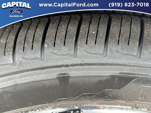 Used 2025 Gray Nissan SV image 14