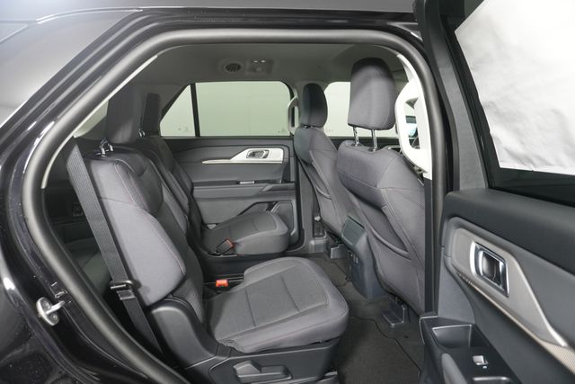 New 2026 Black Ford Active image 28