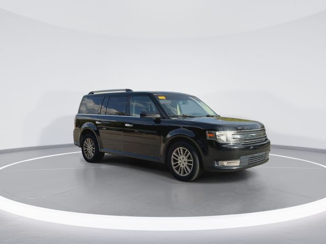 Used 2016 Black Ford SEL image 2