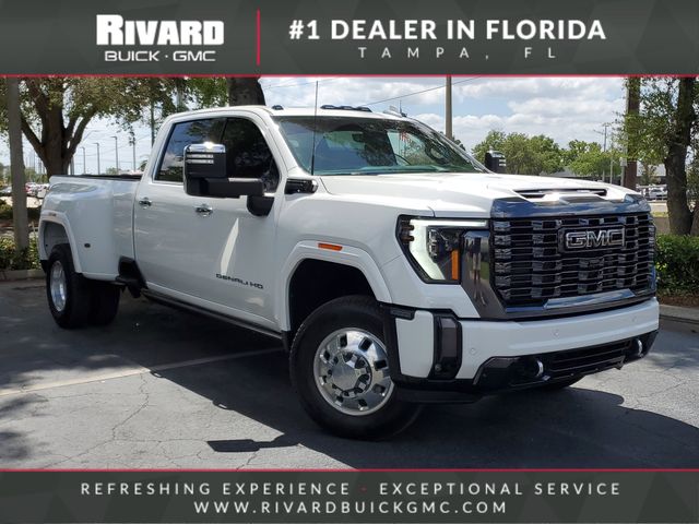 Summit White 2024 GMC Sierra 3500HD Denali Ultimate Crew Cab 4WD Pickup Truck Four-Wheel Drive Automatic