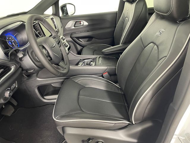 New 2026 Chrysler Pacifica Limited For Sale in Bremerton, WA