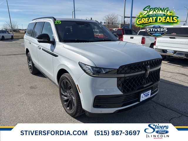 2025 Lincoln Navigator Reserve 4WD