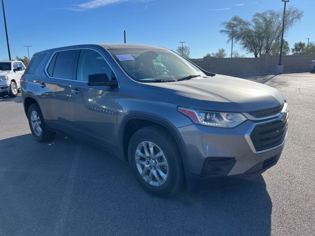 2021 Chevrolet Traverse LS 2