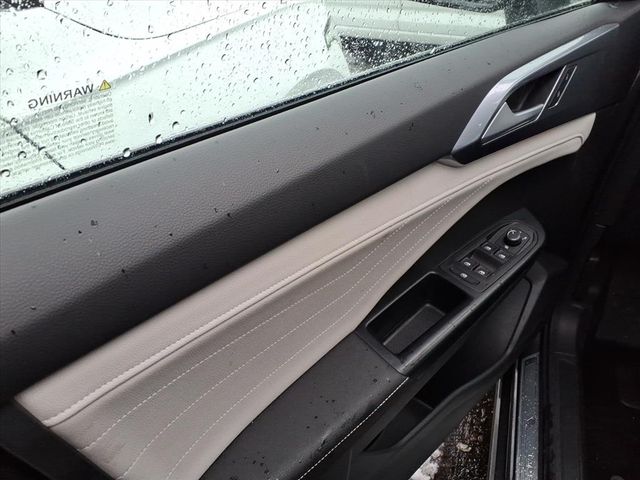 2025 Volkswagen Taos