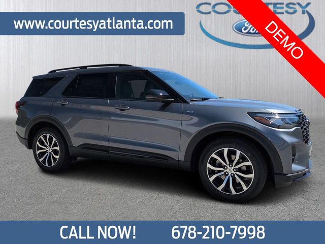 Carbonized Gray Metallic 2026 Ford Explorer SUV / Crossover Rear-Wheel Drive Automatic