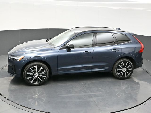 2025 Volvo XC60  photo