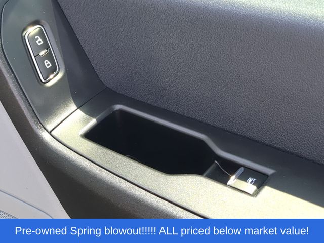Used 2024 White Ford XL image 44