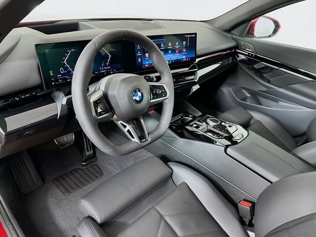 2025 BMW 5 Series 530i xDrive 9