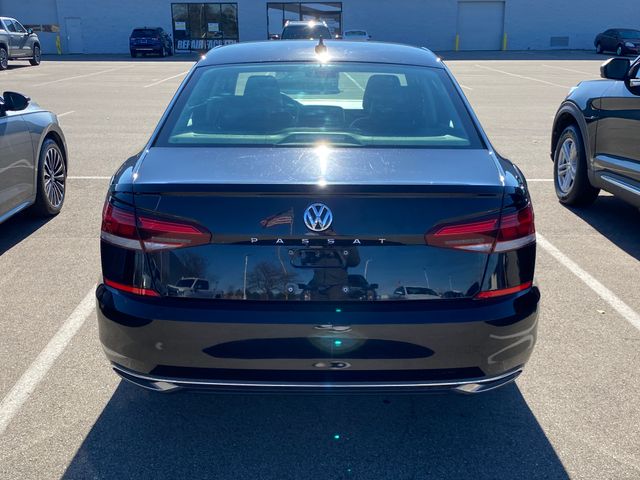 2022 Volkswagen Passat 2.0T Limited Edition 7