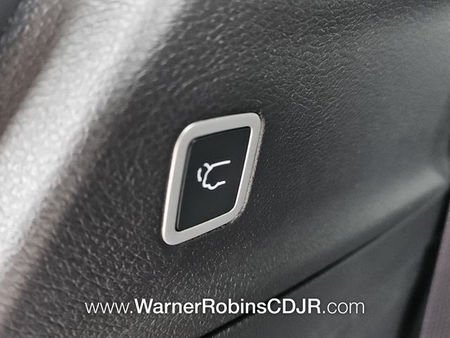 New 2026 Red Chrysler Select image 13