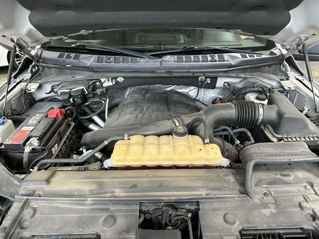 Used 2015 Silver Ford XLT image 19