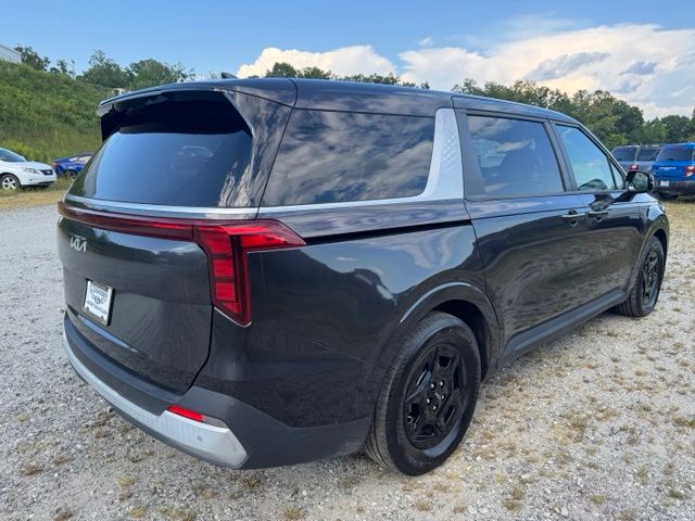 Used 2025  Kia LXS image 8