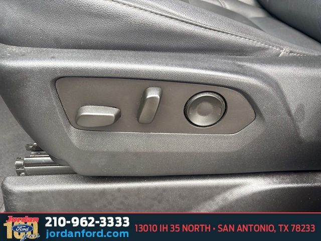 Used Car 2022 Chevrolet Suburban  Z71 For Sale Under $40,000 In San Antonio, Texas
