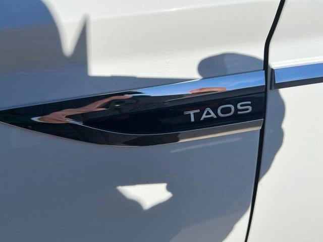 2022 Volkswagen Taos 1.5T SE 4