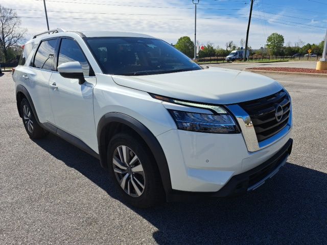 2024 Nissan Pathfinder SL FWD