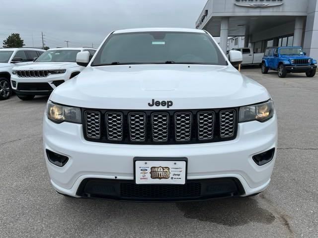 Used 2018 Jeep Grand Cherokee Altitude with VIN 1C4RJFAG3JC220624 for sale in Kansas City