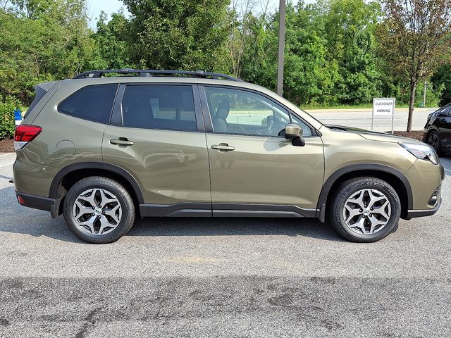 2023 Subaru Forester Premium Brown at Klick Lewis Buick Chevrolet