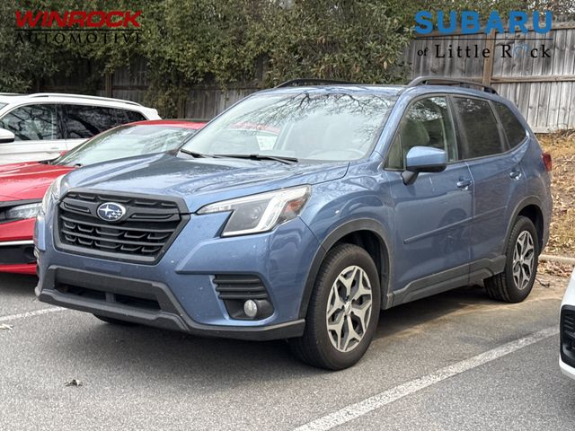 2022 Subaru Forester Premium Crossover AWD