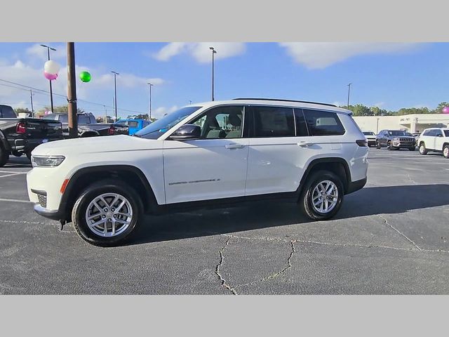 2026 Jeep Grand Cherokee L Laredo 4x2