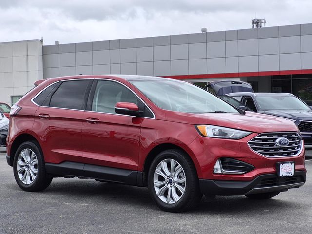 Rapid Red Metallic Tinted Clearcoat 2022 Ford Edge Titanium AWD SUV / Crossover All-Wheel Drive 8-Speed Automatic