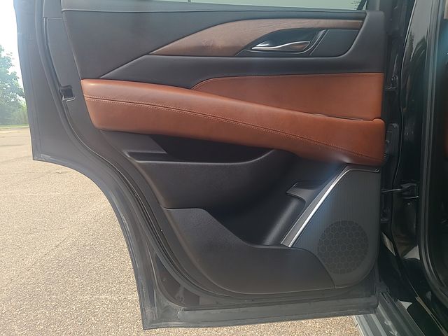 Used 2018 Cadillac Escalade SUV