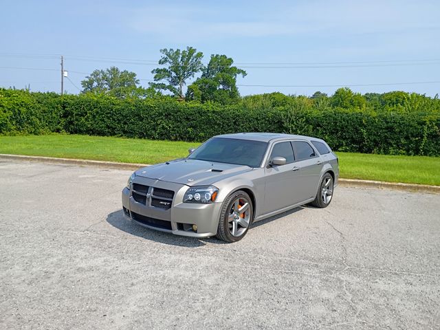 Bright Silver Metallic 2006 Dodge Magnum Wagon Rear-Wheel Drive 5-Speed Automatic