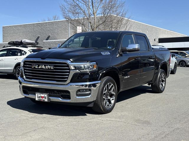 2025 RAM 1500 Laramie Crew Cab 4WD