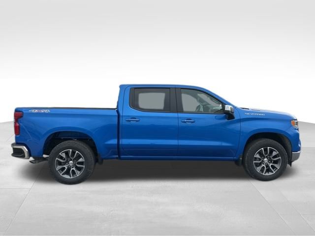2025 Chevrolet Silverado 1500 LT photo