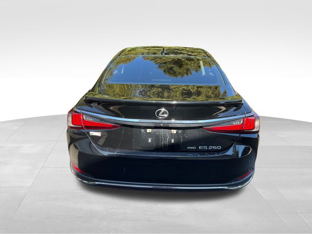 2022 Lexus ES 250 8