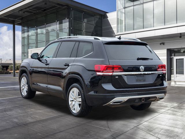 2019 Deep Black Volkswagen Atlas 3.6L V6 SE FWD SUV