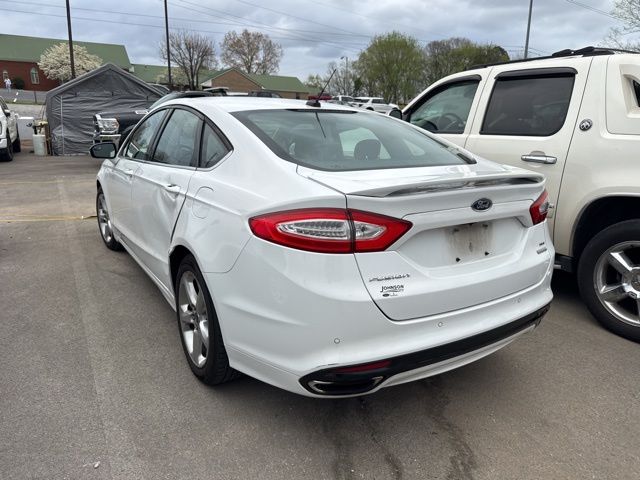 Used 2015 White Ford SE image 4