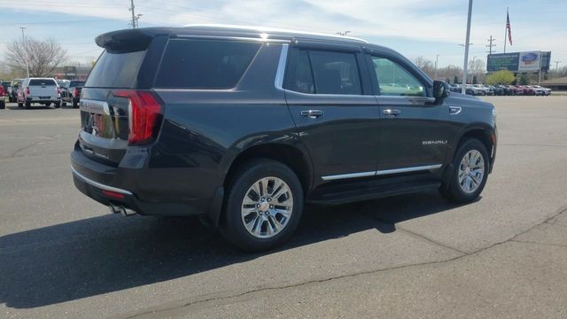 2023 GMC Yukon Denali 8