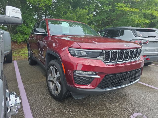 Velvet Red Pearlcoat 2024 Jeep Grand Cherokee Limited RWD SUV / Crossover 4X2 8-Speed Automatic