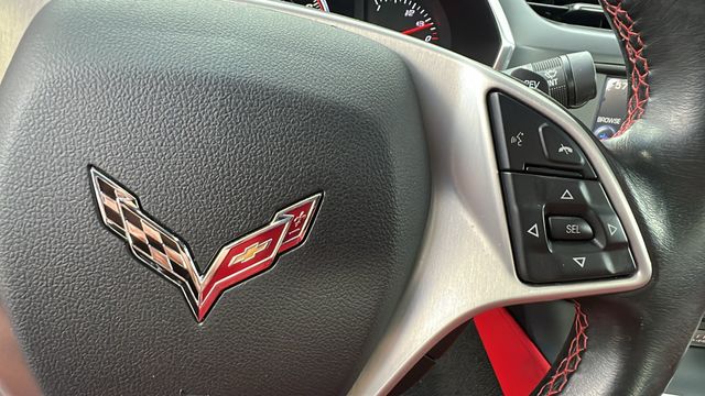 2015 Chevrolet Corvette Stingray 25