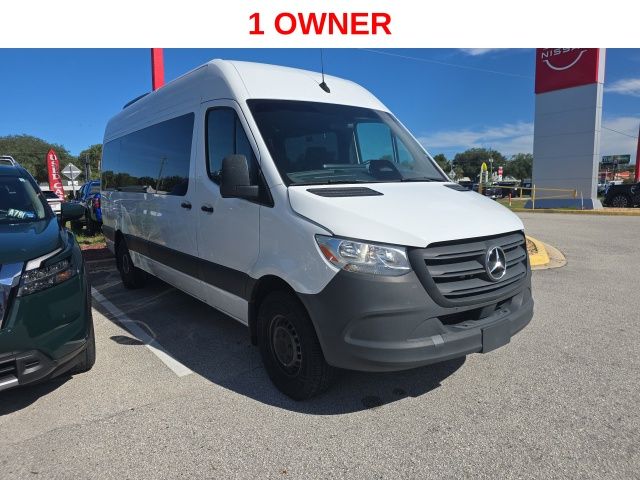 2025 Mercedes-Benz Sprinter Blanco (Arctic White) Van Tracción trasera 9 velocidades Automática