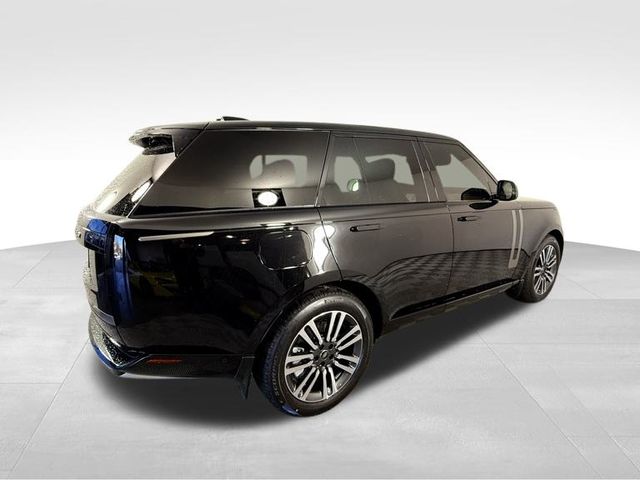 2025 Land Rover Range Rover SE 6