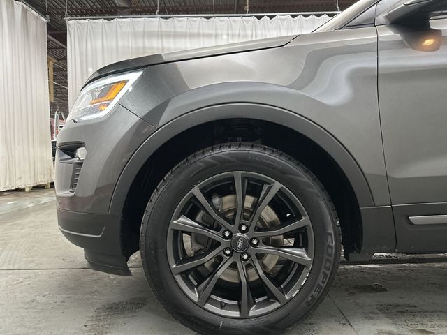 Used 2019 Gray Ford XLT image 21