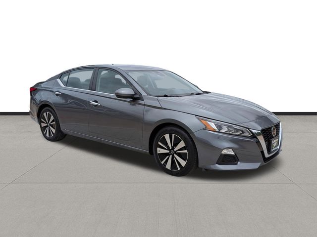 2022 Nissan Altima 2.5 SV Gray at Texan Dodge Chrysler Jeep Ram