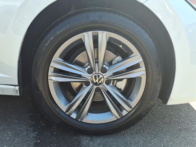 2023 Volkswagen Jetta - Image 10