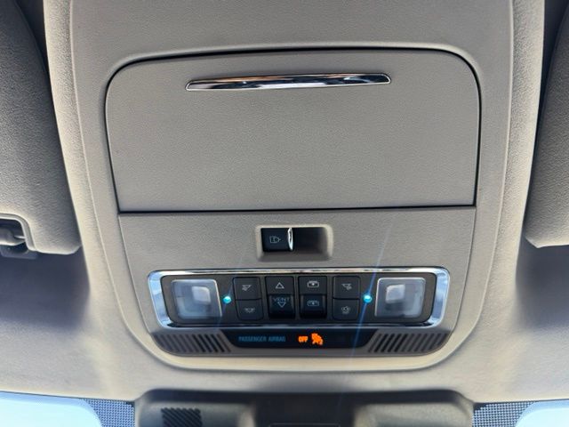 Used 2021 White Ford Limited image 32