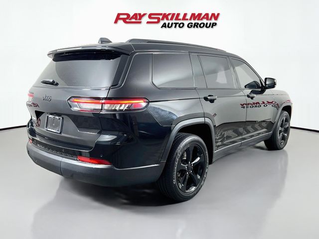 Used 2023 Black Jeep Altitude image 7