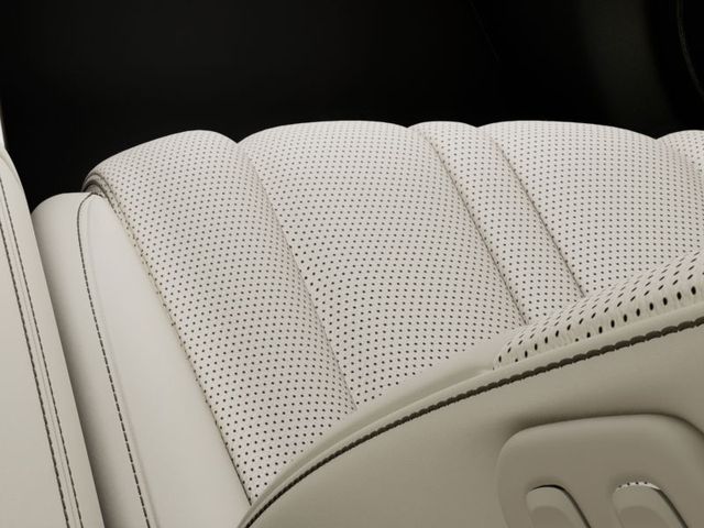 Thumbnail: 2026 Genesis GV80 - 16