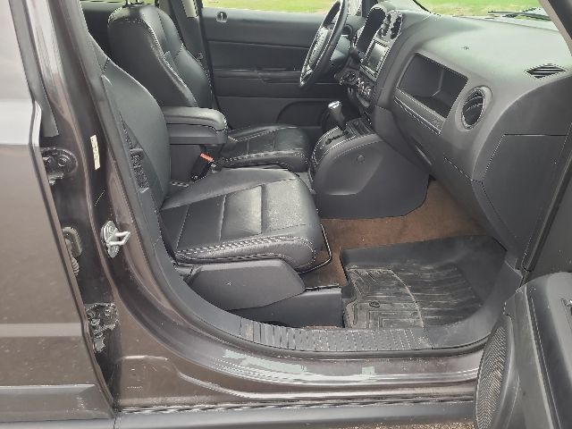 2015 Granite Crystal Metallic Clearcoat Jeep Patriot High Altitude 4X4 SUV