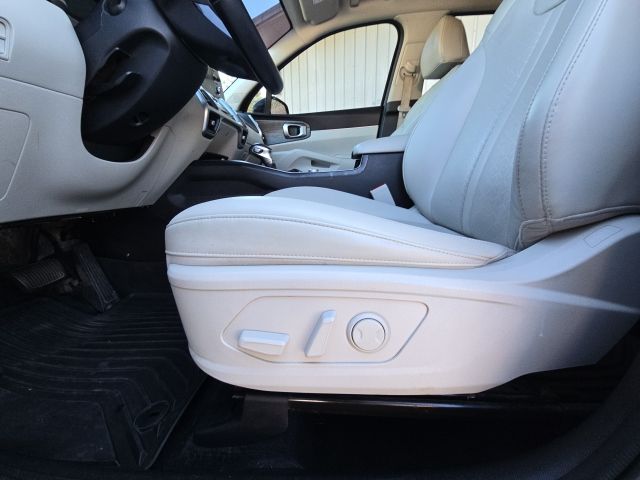 2021 Kia Sorento EX:168084A