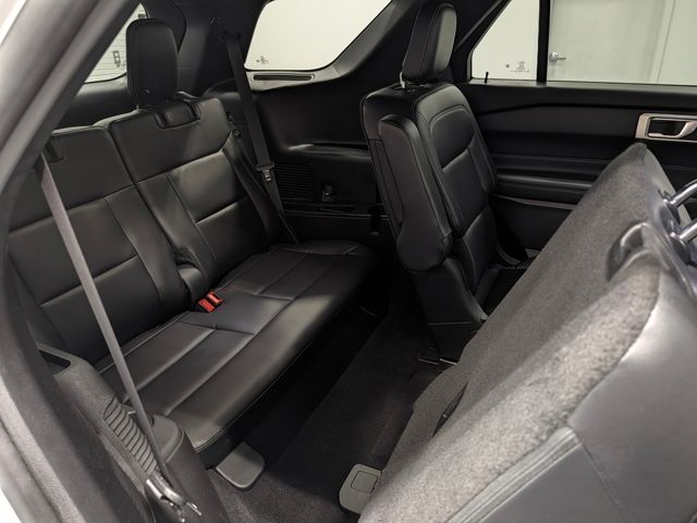 Used 2020 White Ford XLT image 31