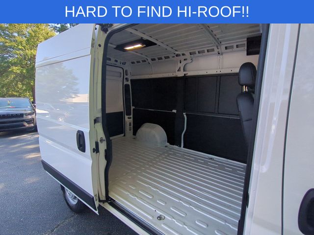 Used 2025 White Ram High Roof image 28